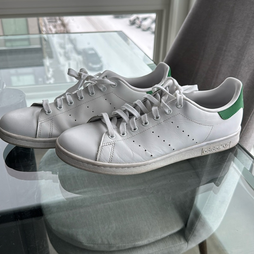 Adidas Stan smith white and green size 10.5